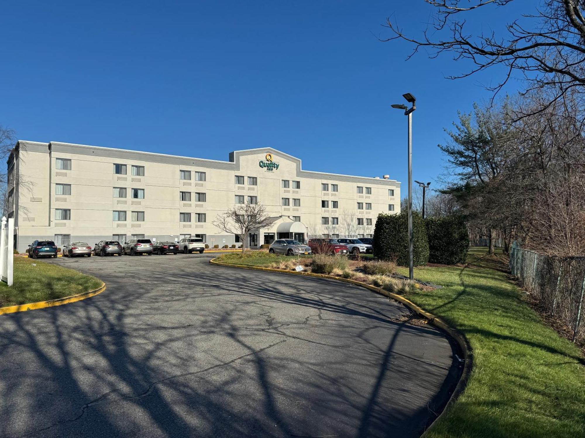 Quality Inn Spring Valley - Nanuet Kültér fotó
